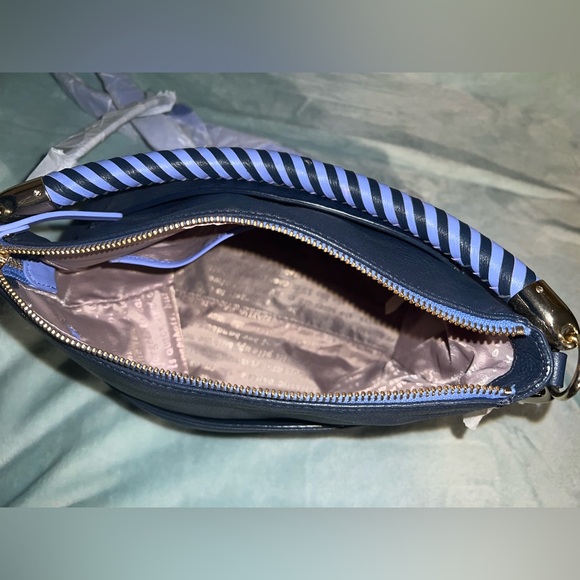 Kate Spade, new with tags, never worn, navy and periwinkle purse - Picture 4 of 6